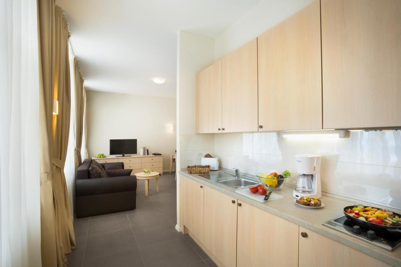 Apartments Belvedere - Liburnia Lovran Exterior foto