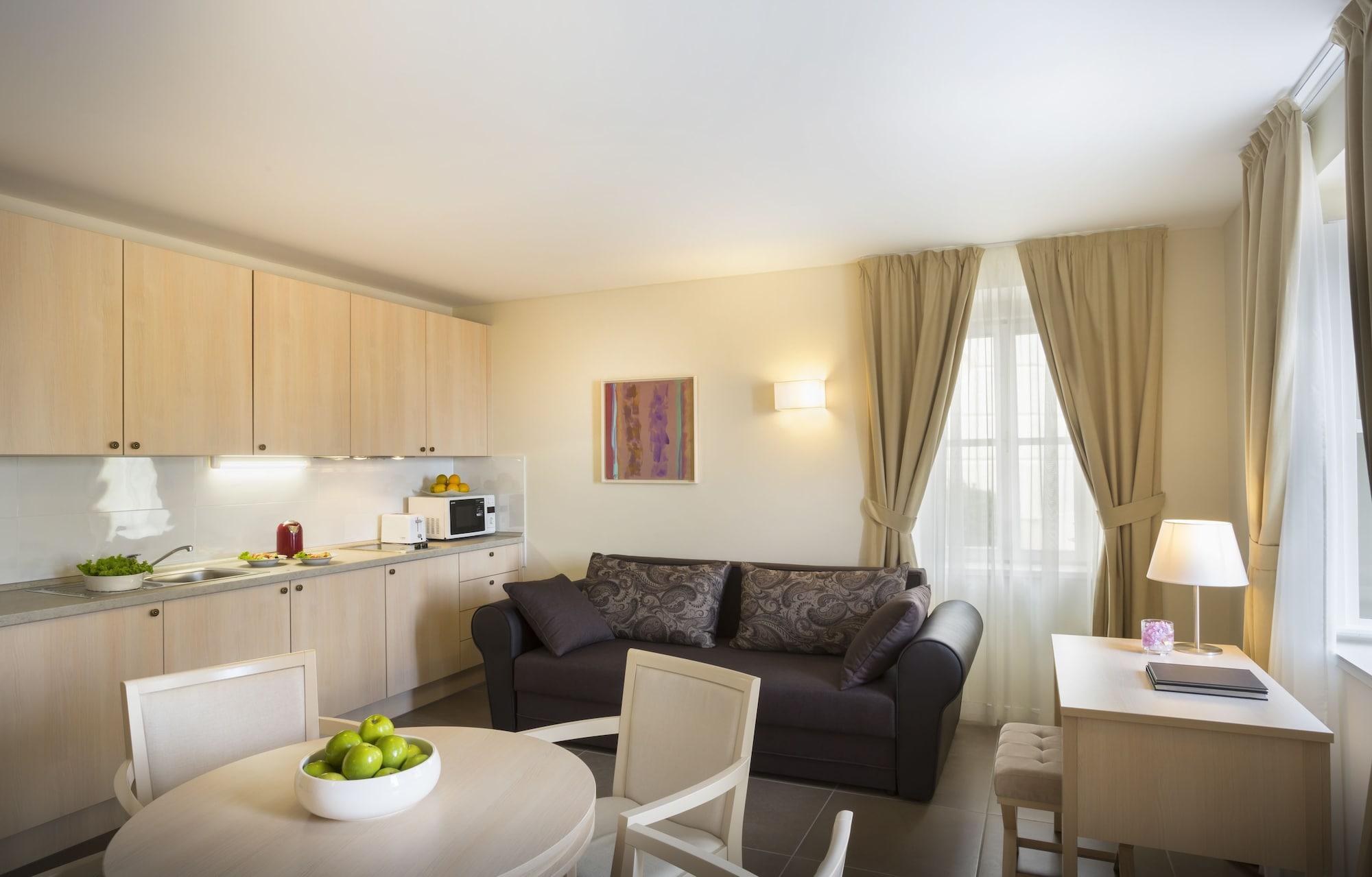 Apartments Belvedere - Liburnia Lovran Exterior foto